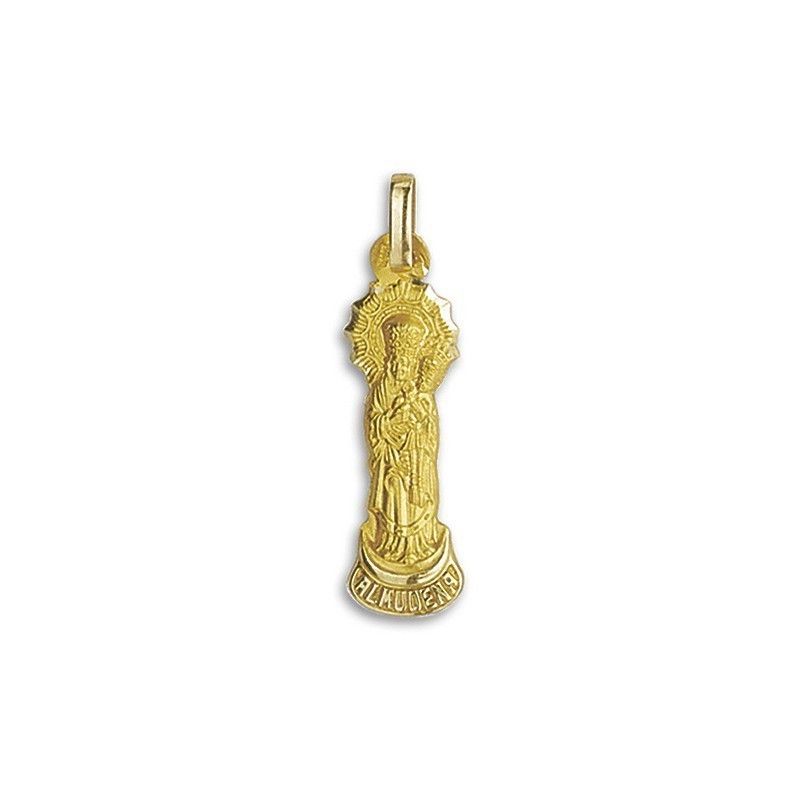 Medalla de la Virgen de la Almudena de Madrid en Oro 18k