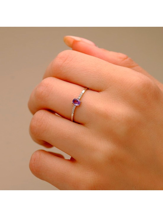 Sortija Oro Blanco Diamantes Laboratorio y Amatista | Joyería Parejo
