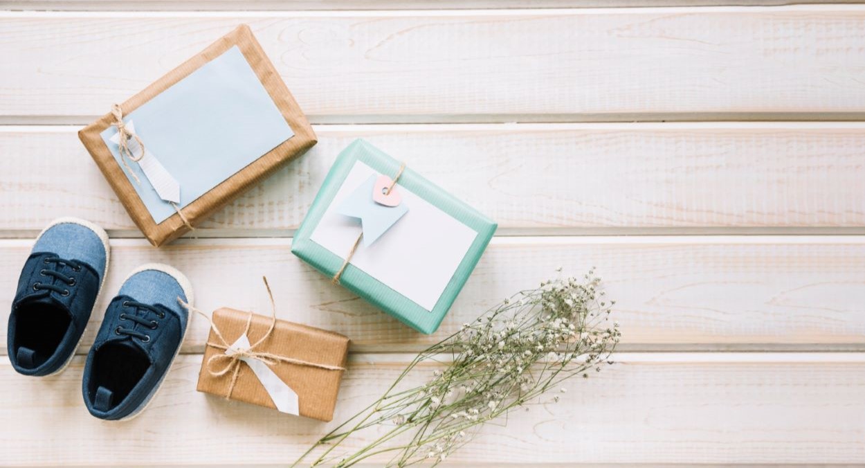¿Qué regalar en un bautizo? Opciones de joyería para un regalo único